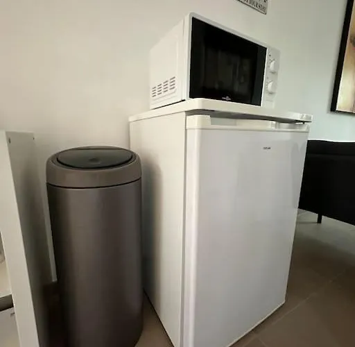 Neuve 1 Ou 2 Personnes Apartamento